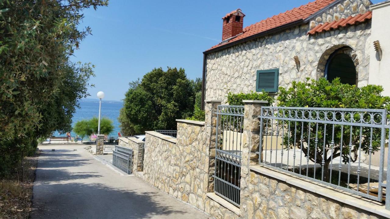 Apartments With Sea View Apartment *